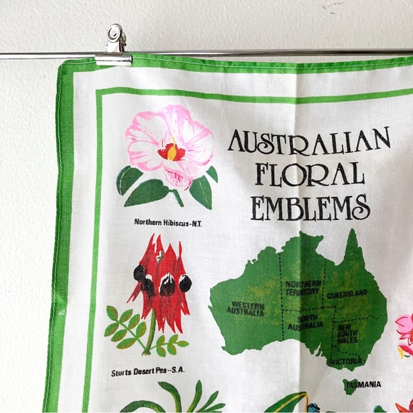 Vintage • Australian Floral Emblems Handkerchief in White/Green - Picture 2 of 10